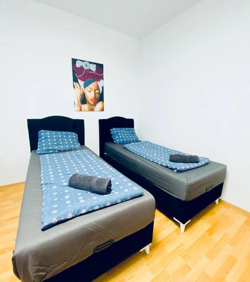 Cozy 3Br Shared Apt For Groups, 10-Min To Waehringer Park Vienna